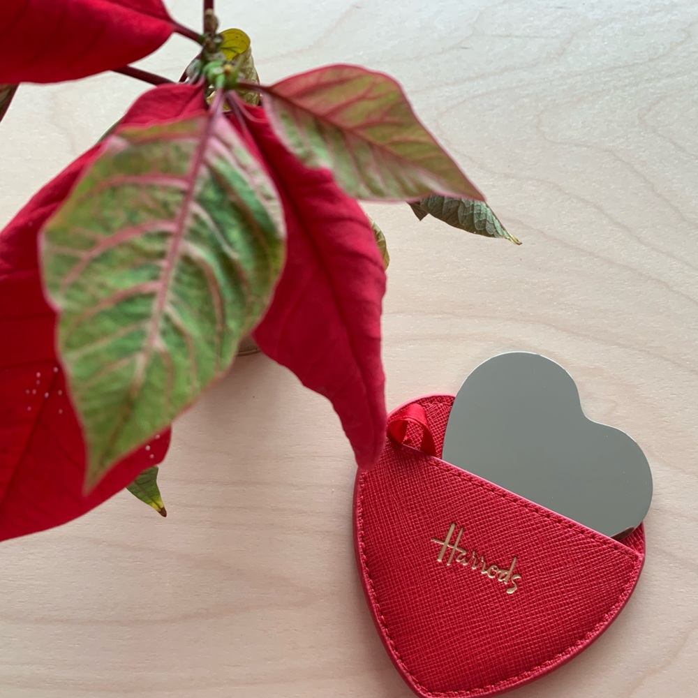 NWOT Heart Shape Compact Mirror with Saffiano Leather Case, Harrods, London